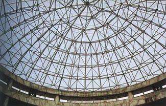 沛县铝镁锰板屋面网架在设计时要注意哪些细节